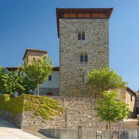 Hotel Rural Torre De Uriz Buitenkant foto