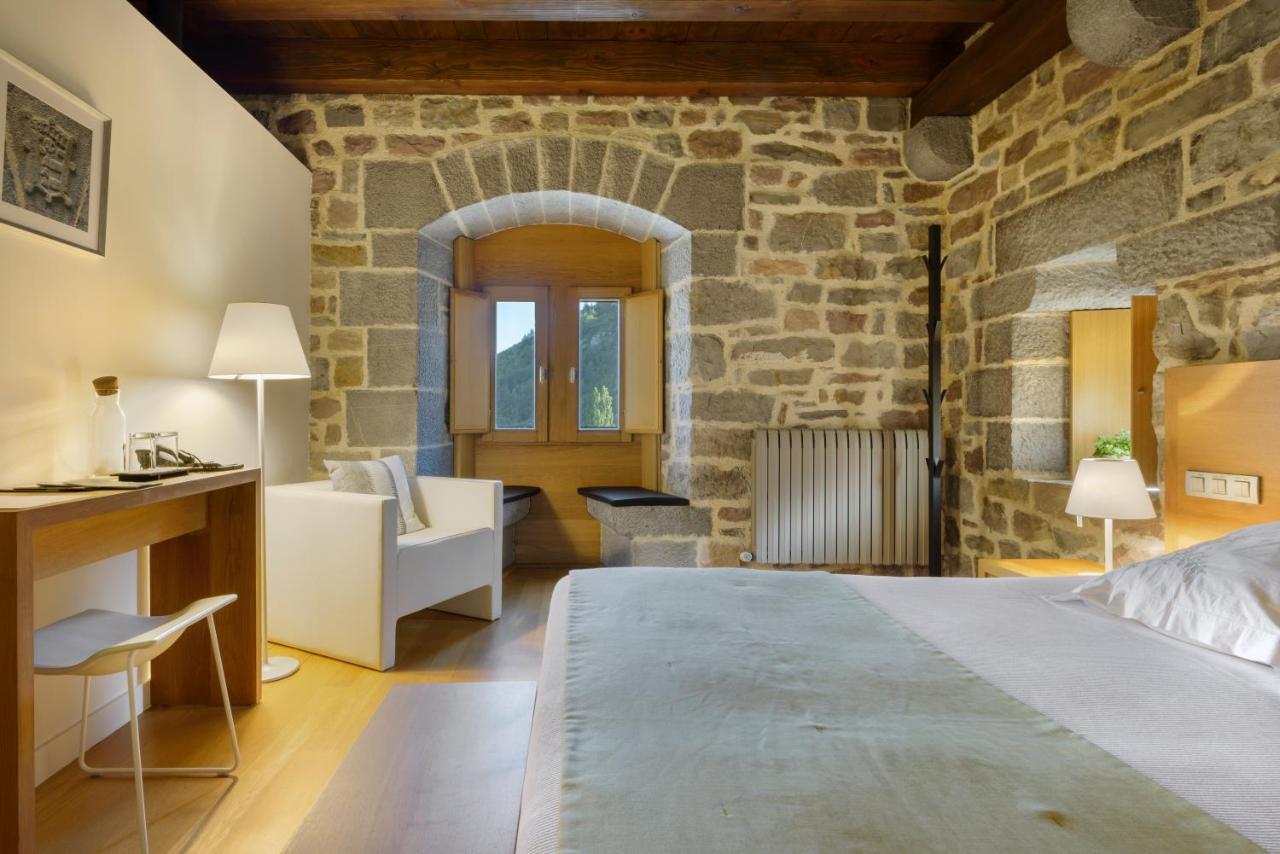 Hotel Rural Torre De Uriz Buitenkant foto